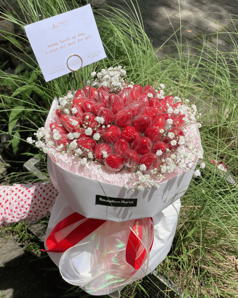Strawberry Petal (MEDIUM)