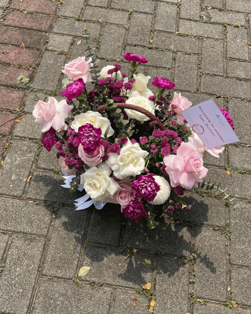 petals basket