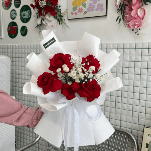 Red Petal bloom (MEDIUM)
