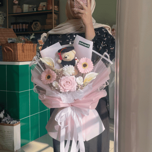 Grad petal blossom (MEDIUM)