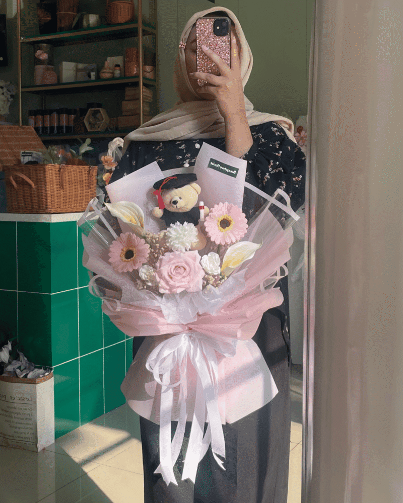 Grad petal blossom (MEDIUM)