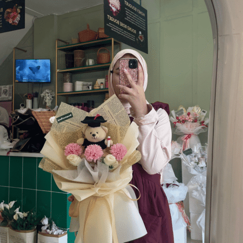 Grad Petal (MEDIUM)