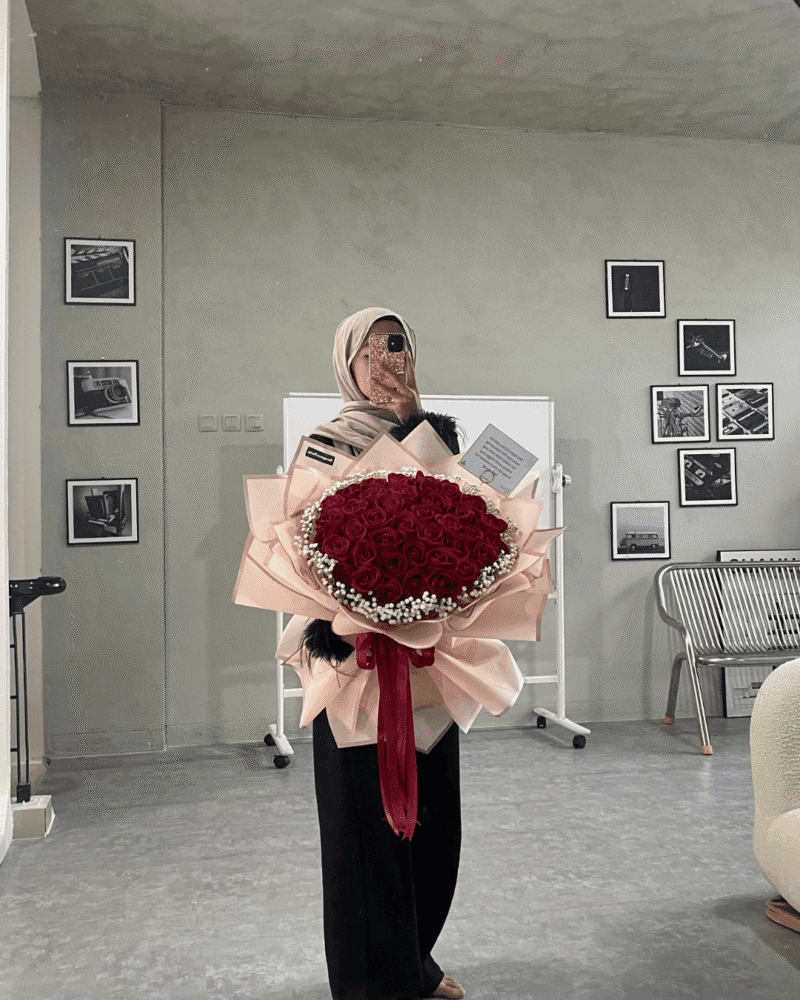 Petal of love  (LARGE)