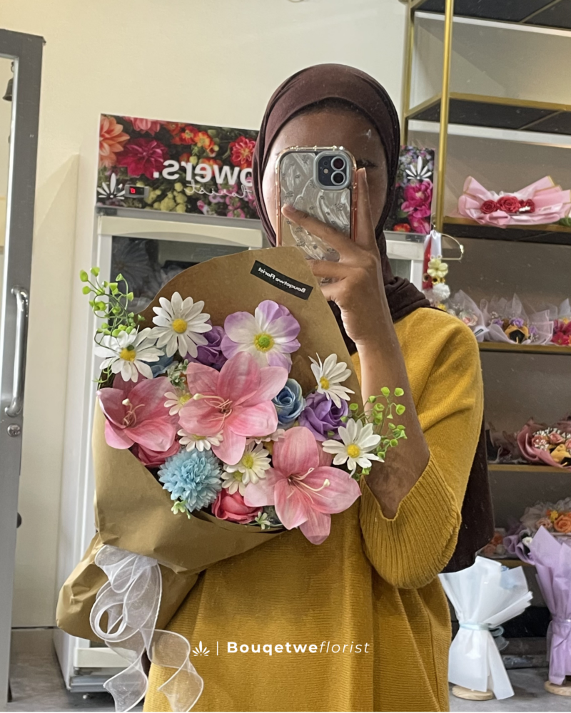 Thumbelina bouqet (medium)