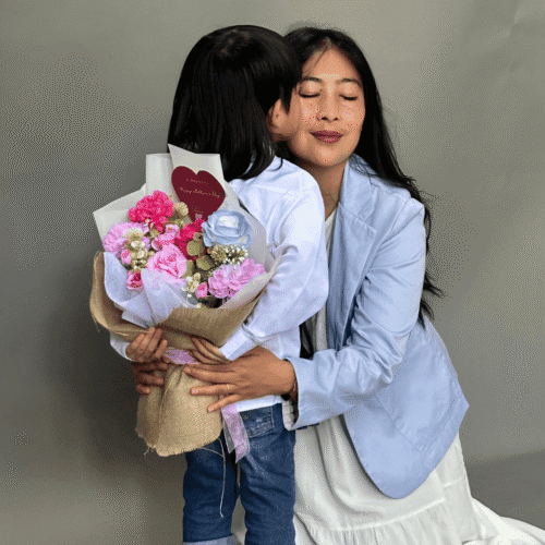 Loving Blooma (MEDIUM)