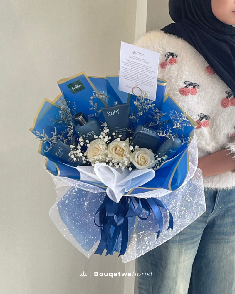 Kahf Electric blue x fresh flowers (LARGE)