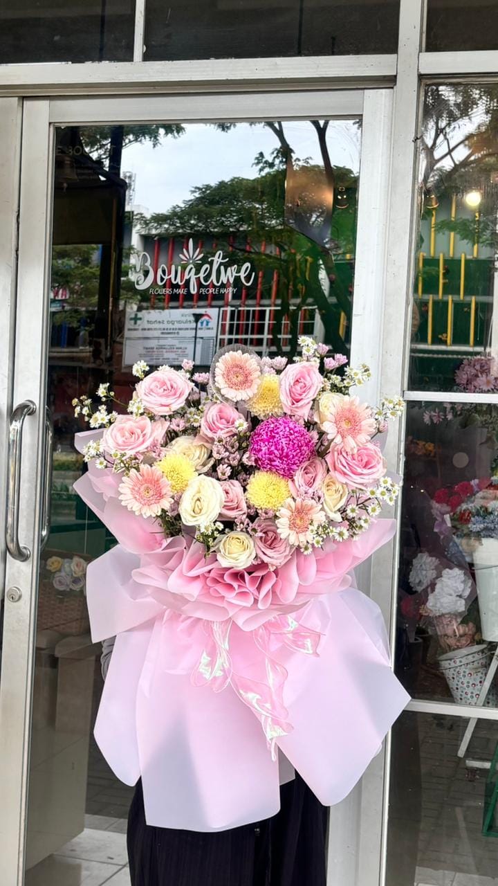 Blush Garden Symphony 🌸 (LARGE)