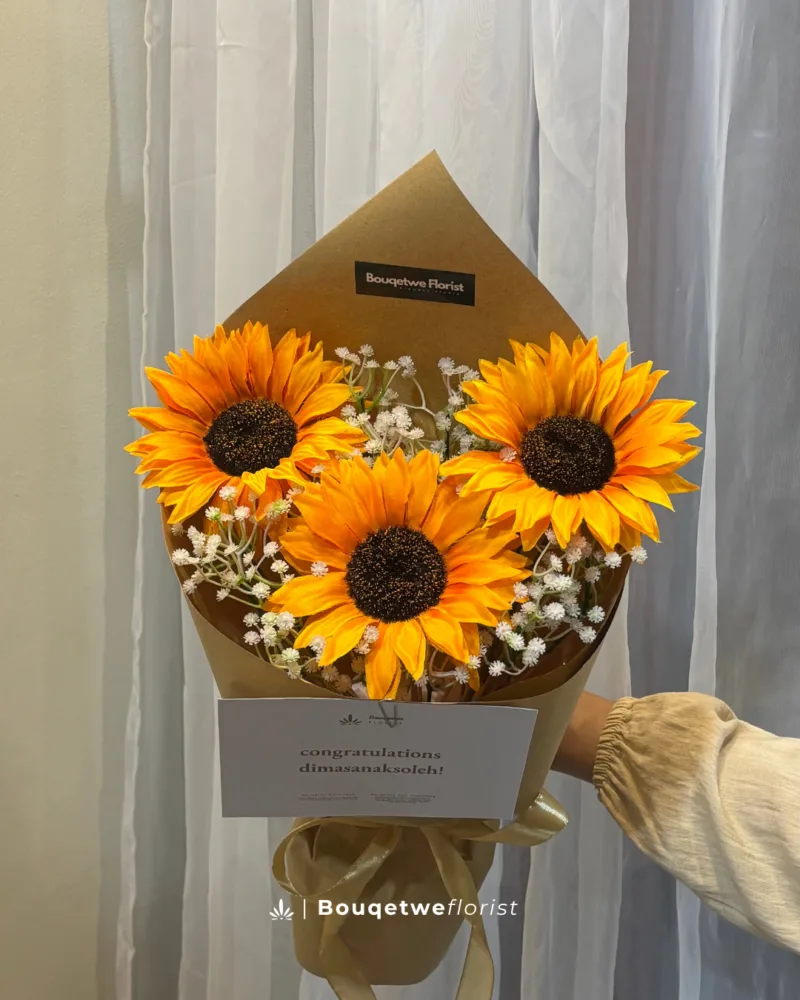 Simple sunflowers artificial