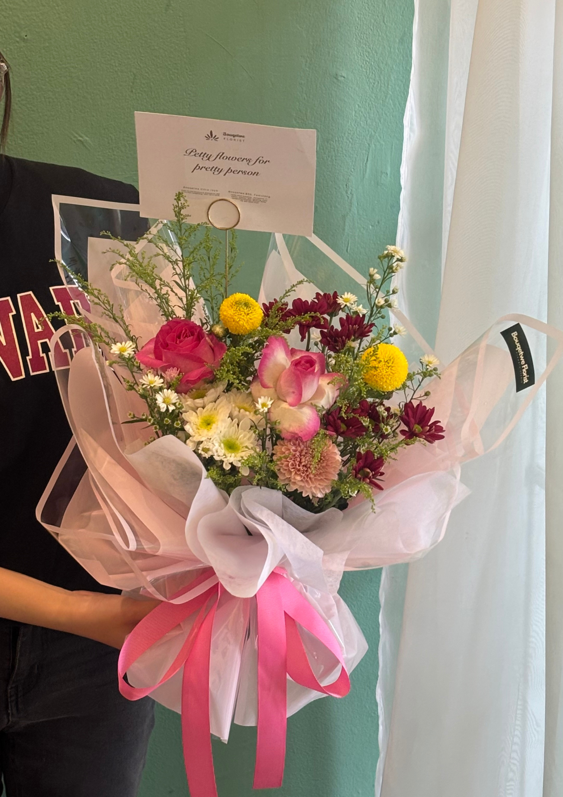alea fresh flowers medium