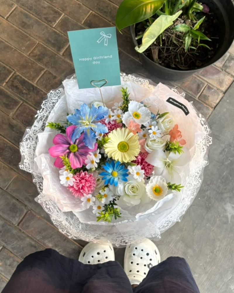 Round Lace Flowers