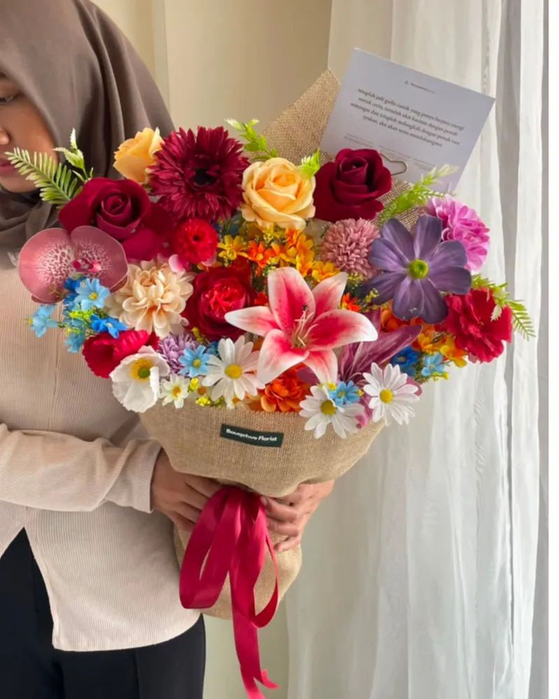 Floral Thumbelina (Medium to Large)