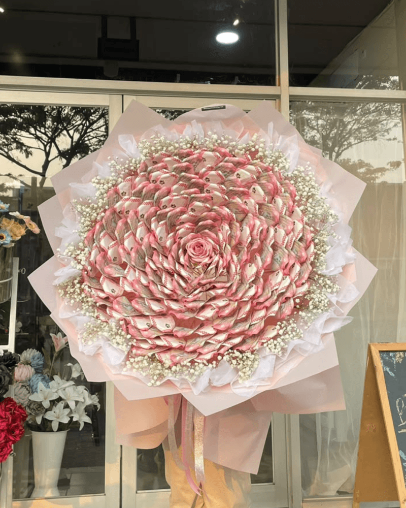 Grand Rose Money Bouquet (Extra Large 100 Lembar)