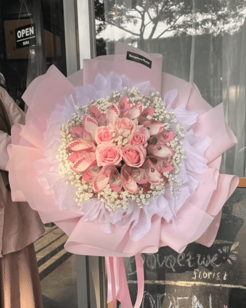Blush Belle Money Bouquet (Medium 10 Lembar)